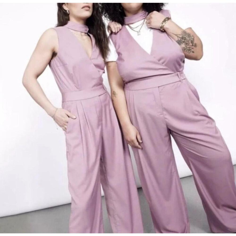 Wildfang Empower Jumpsuit Womens Size 6 Mauve High Waisted V-Neck Wide Leg NWT